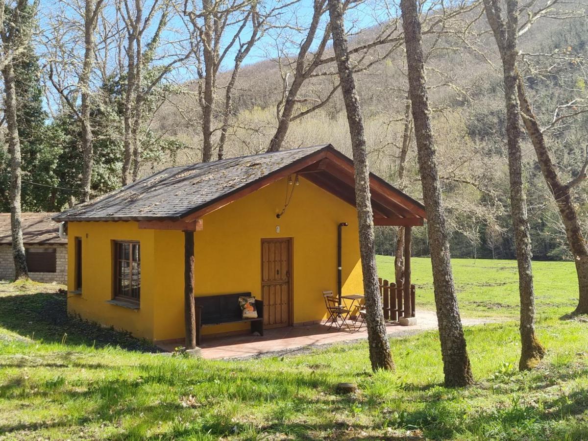 Cabanas Bungalow Albergue Camping Valle Do Seo Trabadelo Extérieur photo